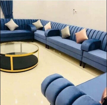 نُقدم خدمات تنجيد وتفصيل 
