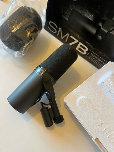 Shure SM7B Microphone Like New