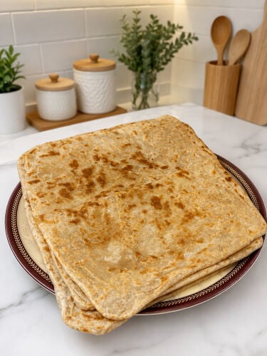 معطف وخبز بالسمسم 