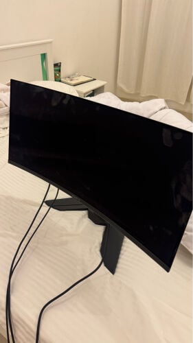 Gigabyte oled 34 inches 