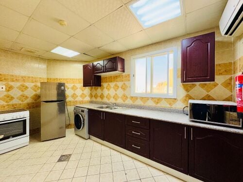 flat for rent um ghuailenia