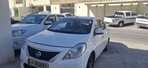 Nissan sunny 2012