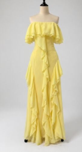 yellow dress