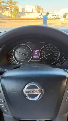 نيسان للبيع 