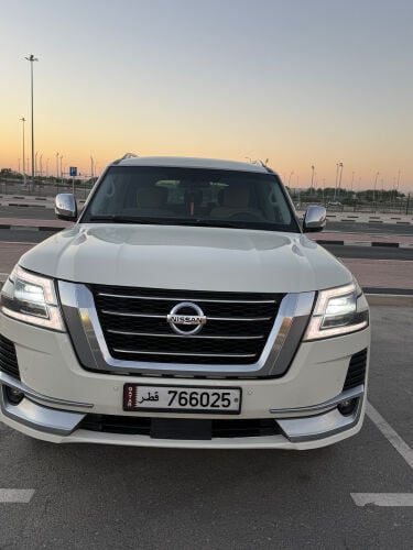 نيسان بابترول موديل ٢٠١١ للبيع