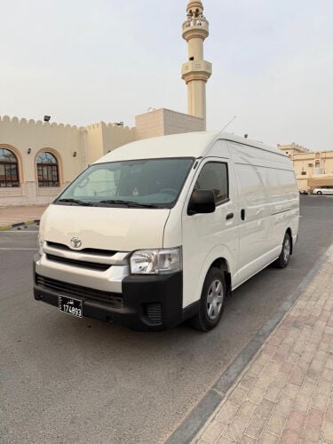 only Rent Hiace Goods 2021