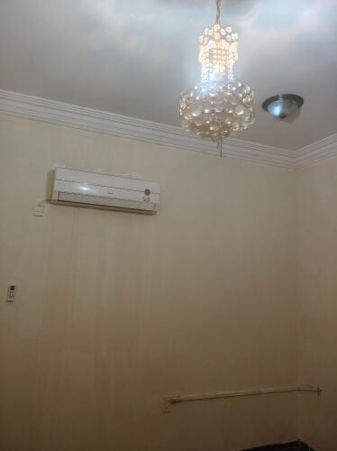 شقه بالناصرية للايجار