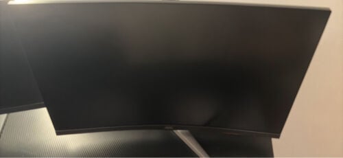 gaming monitor 