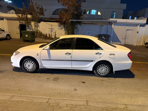 كامري 2004