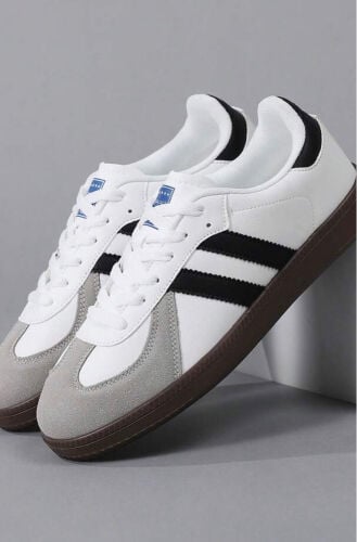 sport shoes 