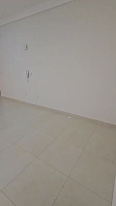 للإيجار شقه سكنيه بأم غويلينه