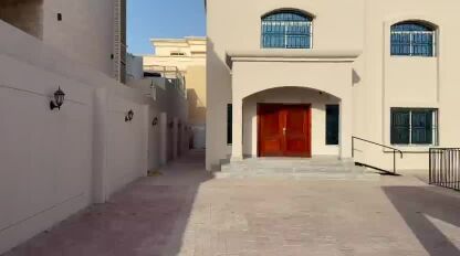 للايجار فيلا بالمطار القديم