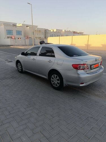 TOYOTA COROLLA 2011