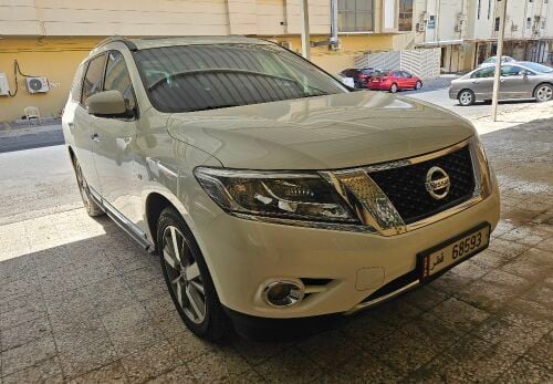 2017 Nissan Pathfinder SV