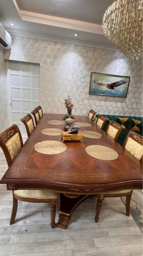 table and 10 chair good