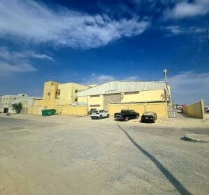Warehouse+75room+15 studio for rent