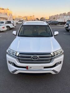 LANDCRUISER GXR V8 2013