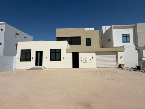 للبيع فيلا بالناصرية بمكيفات 