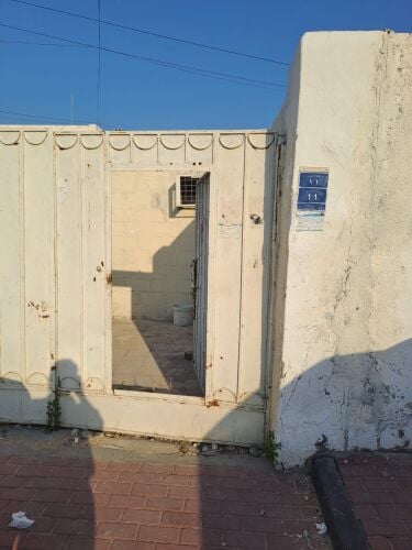 للبيع بيت شعبي بالمرة شرقية