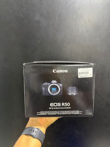 cannon eos R50