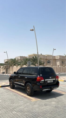 للبيع