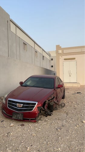كاديلاك اي تي اس للبيع