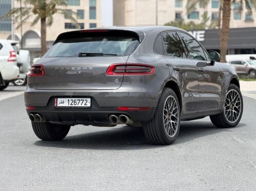 Porsche Macan S