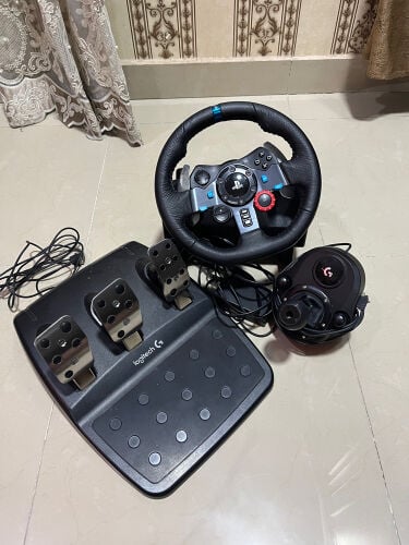 Logitech G29 steering wheel 