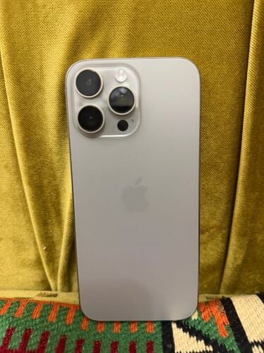 iphone 16 Pro Max read ad
