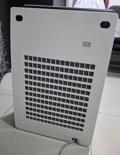 Sharp air purifier with humidifier