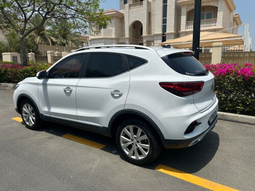 2023 MG ZS