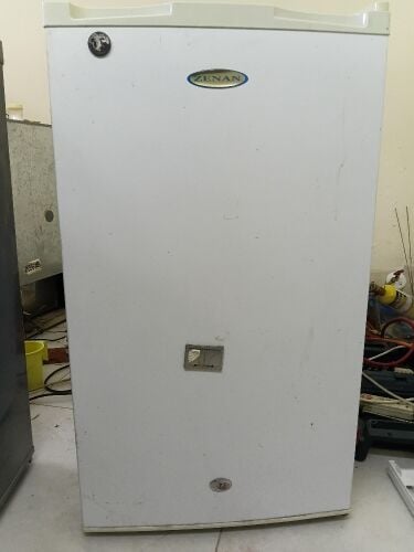 fridge far sale 50579563