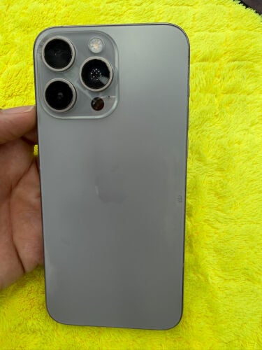 iPhone 15 pro max 256 gb 94 battery