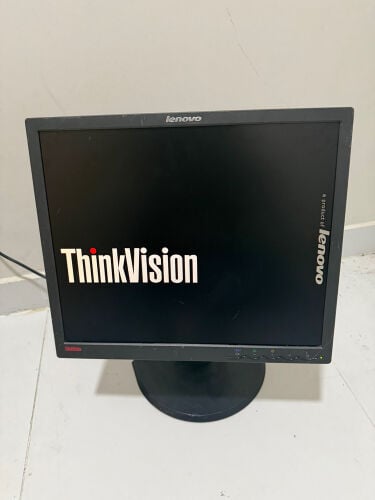 Lenovo Monitor 19inch LCD
