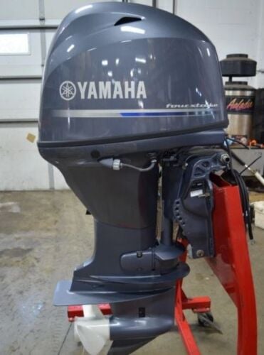 Yamaha outboard Engine