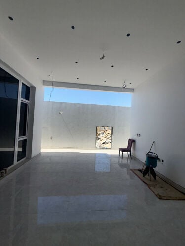 للإيجار فيلا جديدة مودرن بالمشاف 