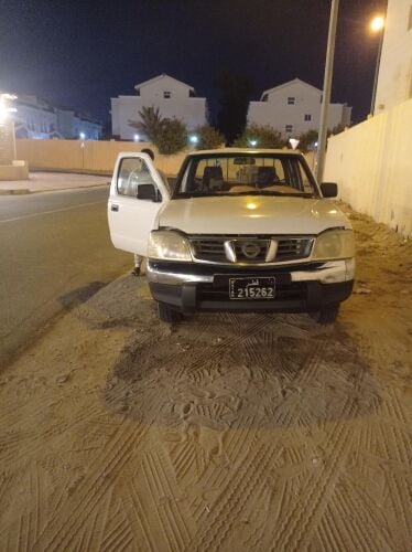 Nissan pickup
