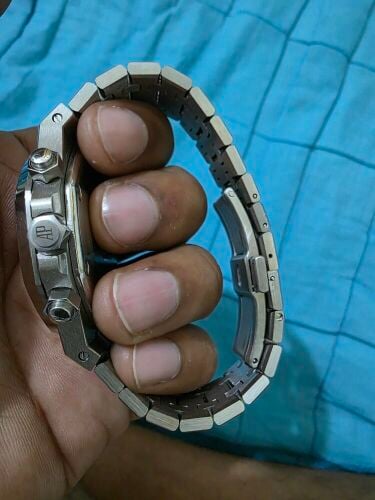 AP WATCH.