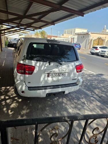 Toyota Sequoia