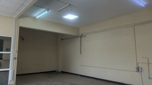 للايجار محل في مشيرب خلف شركة اري