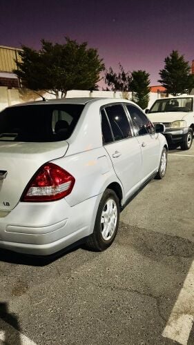 NISSAN TIIDA 2012