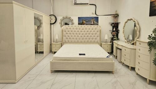 Perfect  Condition Like New Bedroom