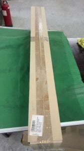 Rear electric tailgate lift strut