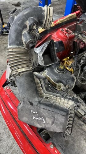 Mustang GT air intake