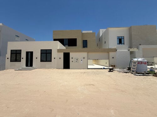 للبيع فيلا مودرن بالناصرية 