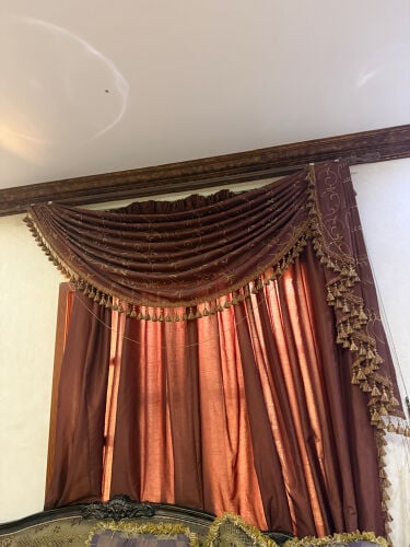 السعر ٣٠٠ للحبه 