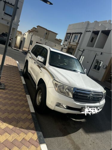 Land Cruiser vxr for sale