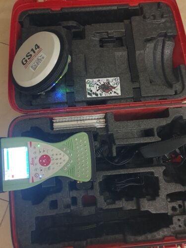 GPS LEICA GS14