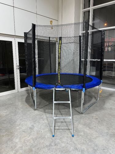 trampoline 8ft