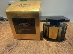 L'Artisan Parfumeur - Cuir Grenat E